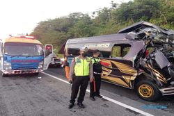 Minibus Tabrak Truk di Tol Semarang-Solo, Ini Daftar Korban Meninggal