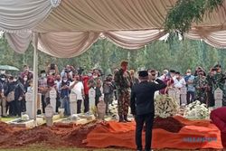 Menko PMK Pimpin Upacara Pemakaman Ketua Dewan Pers Azyumardi Azra