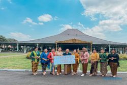 Berwisata Pakai Kebaya, The Sunan Hotel Solo Dukung #Kebaya Goes to Unesco