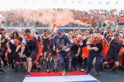 Verstappen Berpeluang Juara Dunia F1 di Singapura dan Dekati Rekor Schumacher