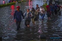 Diguyur Hujan Deras, Kawasan Kemang Jaksel Terendam Banjir