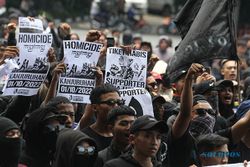 Ratusan Aremania Demo di Balai Kota Malang, Tuntut Keadilan Tragedi Kajuruhan