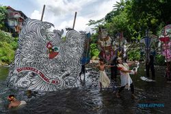 Seniman Jogja Pentas Wayang di Kali Code, Kampanye Pelestarian Sungai