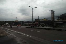 Jalan Solo-Jogja Jadi Jalur Perlintasan Tamu VVIP Pernikahan Kaesang-Erina