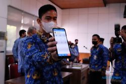 Wali Kota Solo Gibran Luncurkan Aplikasi KTP Digital, Lebih Aman dan Praktis