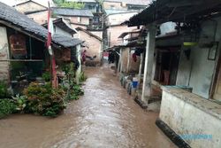 Hujan Deras Guyur Semarang, Mangkang & Wonosari Banjir
