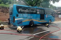Mesin Terlilit Sampah Plastik, Bus Trans Semarang Mogok hingga Keluar Asap