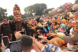 Ulang Tahun, Ganjar Banjir Ucapan Selamat dari Raffi Ahmad hingga Abah Lala