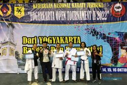 Ikuti Kejuaraan Karate Nasional, Tim ITNY Raih 3 Medali Emas dan 2 Perak