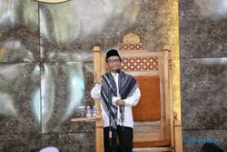 Jadi Khatib di Unej, Mahfud Md: Masih Ada Jual Beli Hukum di Indonesia