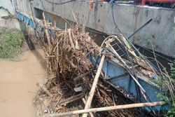 Ternyata! Banjir Parah di Mangkang Semarang Akibat Tumpukan Sampah