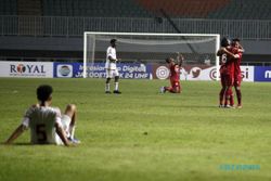 Waduh! Pelatih Timnas U-17 UEA Sindir Kualitas Rumput Stadion Pakansari Bogor