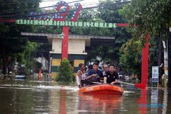 Banjir Setinggi 1-2 Meter Rendam Permukiman di Tangerang, Begini Kondisinya