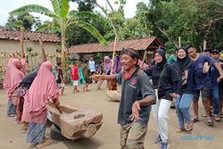 Kesenian Gejug Lesung Semarakkan Festival Budaya Krajan Keker di Plupuh Sragen