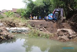 Tanggul Sungai Cino di Klaten Jebol, Kades Srebegan: Pak Presiden, Bantu Kami!