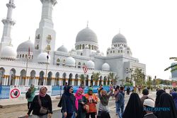 Agenda Solo Hari Ini: Peresmian Masjid Raya Sheikh Zayed oleh 2 Presiden