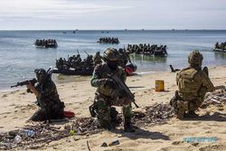 Prajurit TNI AL dan Tentara Australia Latihan Bersama Serbuan Amfibi di Kepri