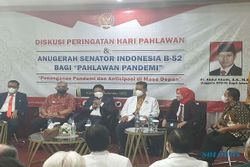 Hari Pahlawan, Senator DPD Abdul Kholik Beri Anugerah untuk Pahlawan Pandemi