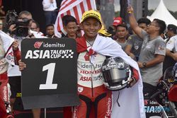 Jos! Pembalap Indonesia Veda Ega Pratama Juara Race 2 IATC 2022 di Mandalika