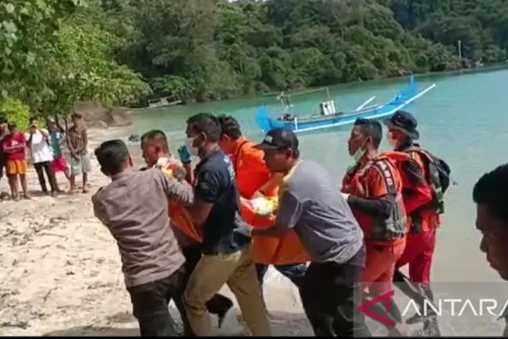 Helikopter Milik Polri Jatuh di Belitung, Satu Korban Ternyata Warga Magetan