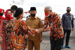 Wah, Ganjar Pranowo dan Puan Maharani Bertemu di Bandara Adi Soemarmo Solo