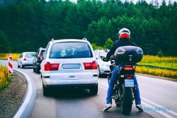 Tips bagi Pengendara Motor yang Terjebak Kemacetan