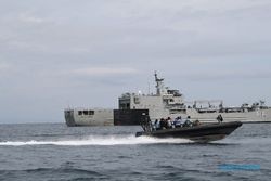 Amankan KTT G20 Kapal Perang Patroli di Perairan Pulau Dewata, Warga Terkesima