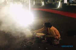 Begitu Sakral, Sensasi Berkunjung ke Area Dalam Keraton Solo Malam Hari