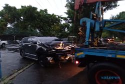 Pikap dan Toyota Innova Adu Banteng di Jl. Jogja-Solo, Tak Ada Korban Jiwa