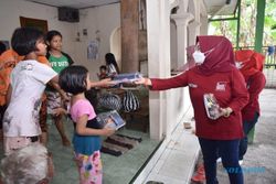 Cek Banjir Grogol, Bupati Sukoharjo Salurkan Logistik ke Warga yang Mengungsi