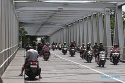 Resmi Dibuka, Pengguna Jalan Langsung Serbu Jembatan Mojo Solo