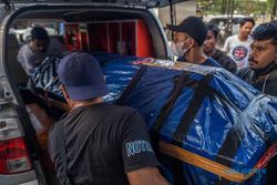 Tiga Jenazah Korban Penembakan KKB Papua Tiba di Kendari Sultra