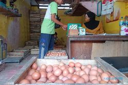 Jelang Ramadan, Harga Telur di Pasar Legi Solo Meroket