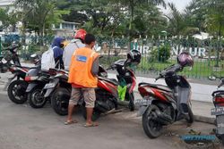 Tak Lagi Rp1.000, DPRD Karanganyar Dukung Pemkab Revisi Perda soal Tarif Parkir
