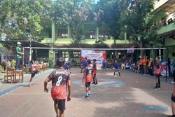 Selamat! Tim SDN 1 Pondok Juara I Turnamen Bola Voli di SDN 6 Wonogiri