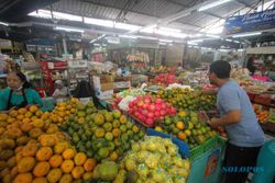 Waduh! Banyak Permintaan, Pasokan Buah Lokal di Pasar Gede Solo Malah Minim