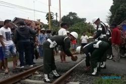 Kereta Tawangalun Tabrak Motor di Probolinggo, Bapak & 2 Anaknya Meninggal