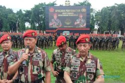Gagahnya Kapolri & Panglima TNI Pakai Baret Merah Kopassus