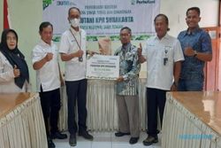 Perhutani Serahkan Bantuan Rp78,8 Juta kepada Yayasan Islam Kalimasada di Solo