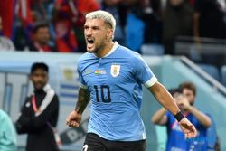 Babak Pertama Usai, Uruguay Atasi Ghana 2-0