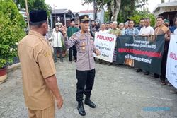 Demo! Massa Tuntut Judi Togel dan Sabung Ayam di Mojolaban Sukoharjo Ditutup