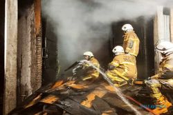 Taklukkan Kebakaran Oven Kayu di Sajen Trucuk, Damkar Klaten Butuh Waktu 6 Jam