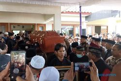 Merasa Kehilangan, Ribuan Pelayat Lepas Kepergian Rohadi Widodo