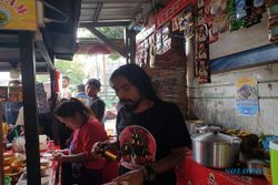 Angkringan West, Kedai di Semarang yang Viral Tiktok Gegara Karen's Diner