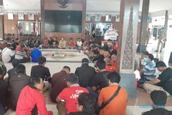 Tuntut Masa Jabatan Jadi 9 Tahun, Ratusan Kades Wonogiri Berangkat Demo ke DPR