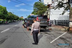 Ugal-Ugalan, Mobil yang Dikendarai Mahasiswa Bali Tabrak Pejalan Kaki di Jogja