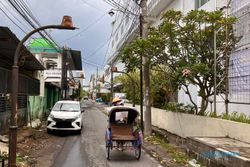 Sosiolog soal Parkir Mobil di Jalan Solo: Keterbatasan Ruang hingga Ingin Pamer
