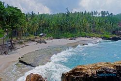 Ini 7 Rekomendasi Wisata Pantai di Jawa Tengah, Nomor 4 bak Selandia Baru