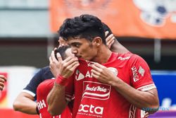 Hasil Liga 1: Hajar PSM Makassar 4-2, Persija Kuasai Puncak Klasemen