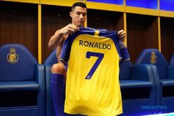 Ronaldo Terancam Didenda karena Pakai Deker Adidas, Ini Alasannya